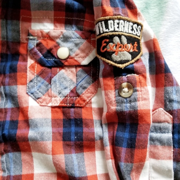 ❣SOLD❣Collared button down with Hoodie - Picture 2 of 3